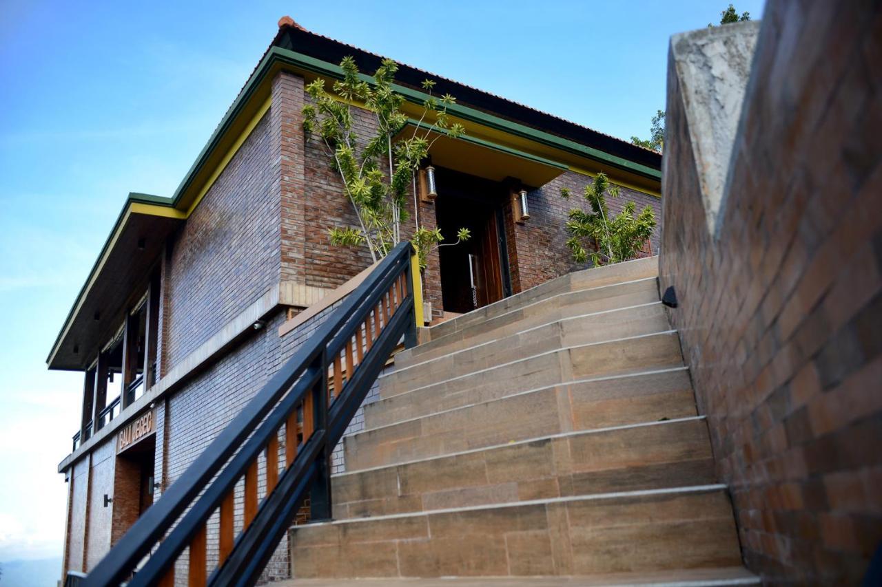 Bali Jegeg Munduk Hotel, Bar, And Restaurant Exterior photo
